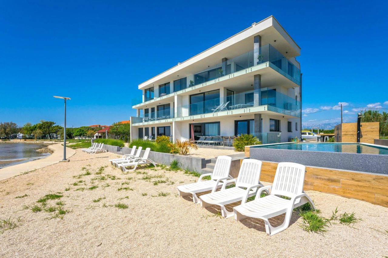 Jamc Dream Familientraum Direkt Am Meer Mit Beheiztem Pool Privlaka  Exteriör bild