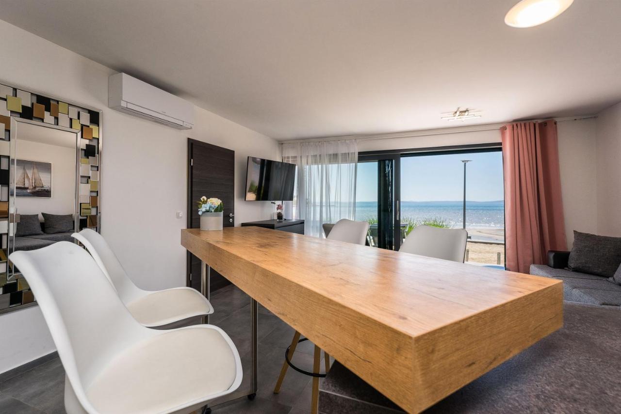 Jamc Dream Familientraum Direkt Am Meer Mit Beheiztem Pool Privlaka  Exteriör bild