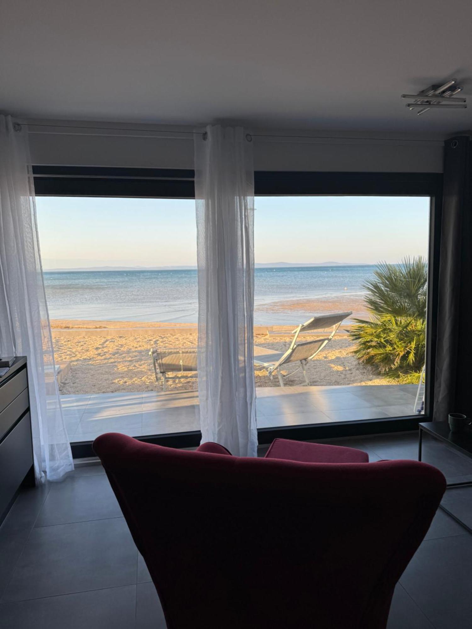 Jamc Dream Familientraum Direkt Am Meer Mit Beheiztem Pool Privlaka  Exteriör bild